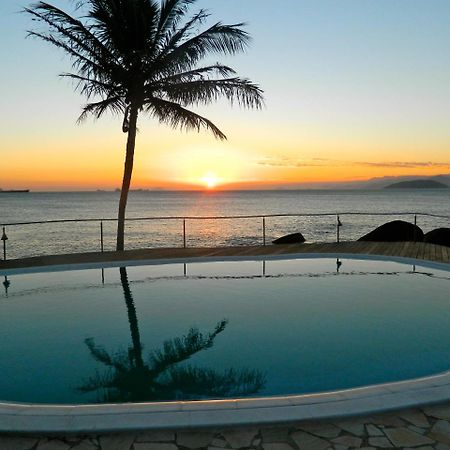 Sol-Lua Bangalo Com Uso Exclusivo Da Piscina Villa Ilhabela Luaran gambar
