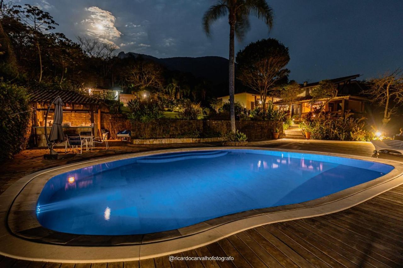 Sol-Lua Bangalo Com Uso Exclusivo Da Piscina Villa Ilhabela Luaran gambar