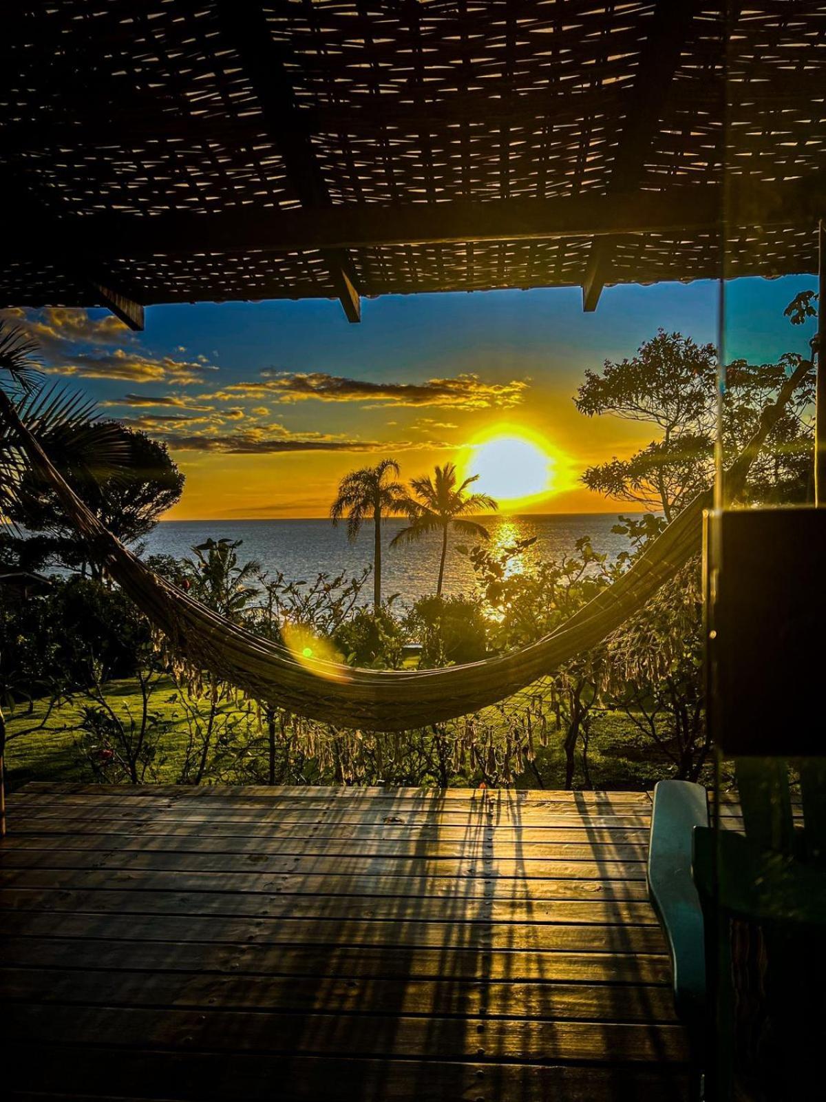 Sol-Lua Bangalo Com Uso Exclusivo Da Piscina Villa Ilhabela Luaran gambar