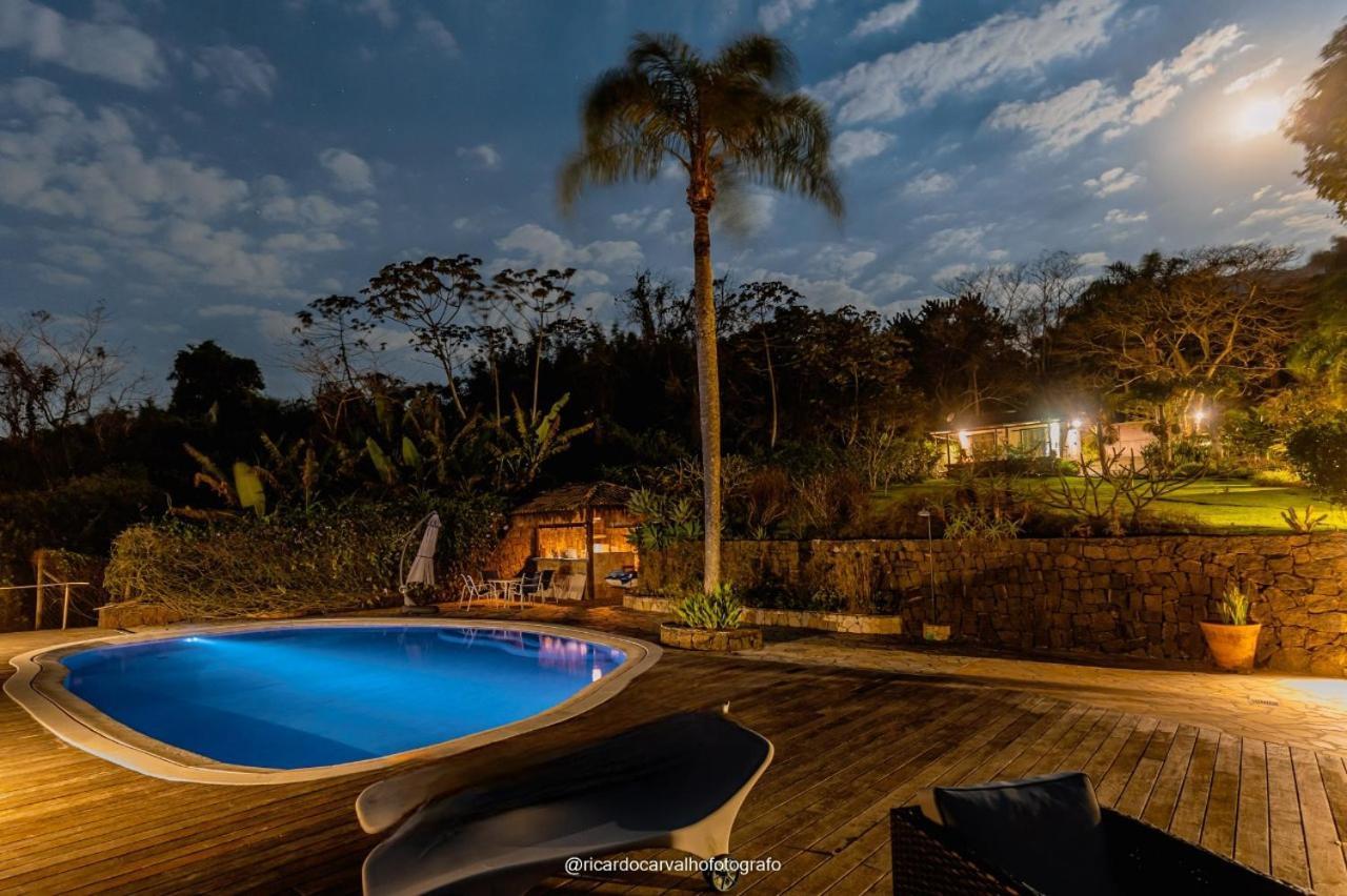 Sol-Lua Bangalo Com Uso Exclusivo Da Piscina Villa Ilhabela Luaran gambar