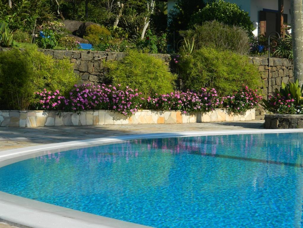 Sol-Lua Bangalo Com Uso Exclusivo Da Piscina Villa Ilhabela Luaran gambar